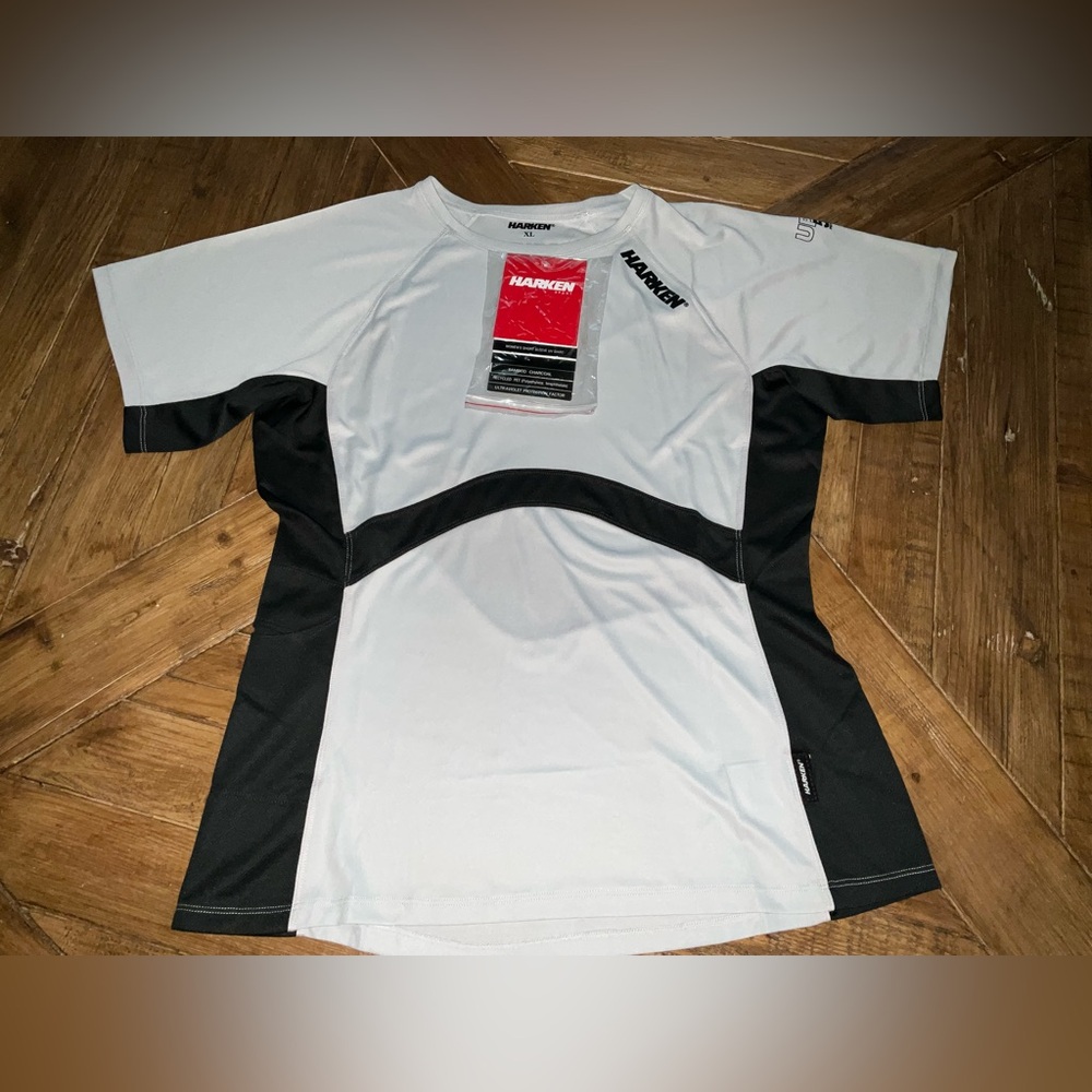 Harken Sport Women’s short sleeve UV shirt - size XL in ice/carbon - NWT